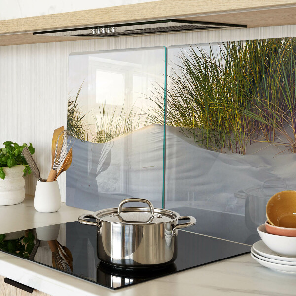 Schneidebrett mit Motiv grünes Gras vor dem Himmel