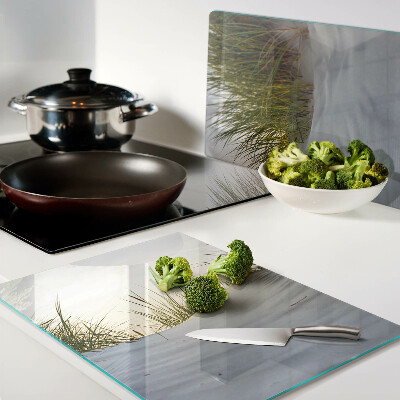 Schneidebrett Grünes Gras vor dem Himmel