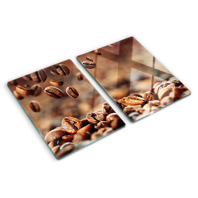 Schneidebrett Kaffeebohnen in Bewegung