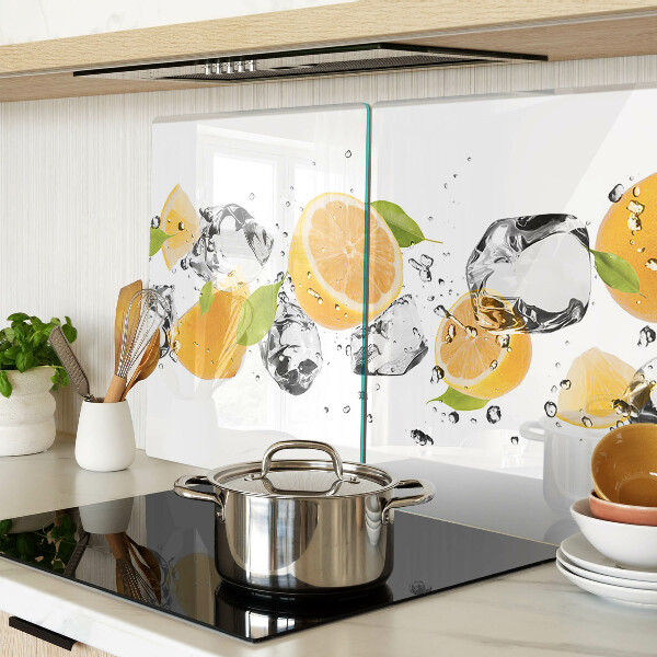 Schneidebrett Zitronen mit Eis