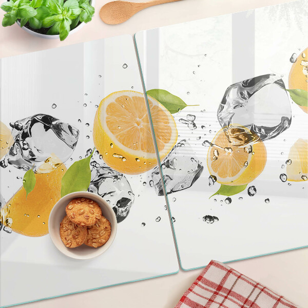 Schneidebrett Zitronen mit Eis