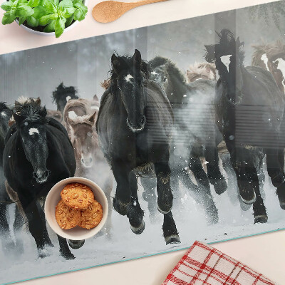 Glas schneidebrett Galoppierende Pferde im Nebel