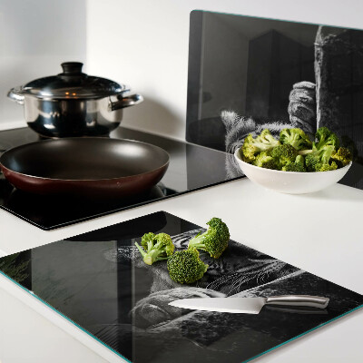 Schneidebrett mit Tiger-Motiv im Schwarz-Weiß-Stil