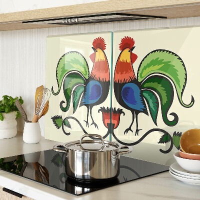 Glas-Schneidebrett mit Hähnen im Volksstil