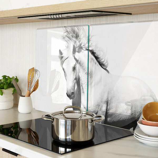 Schneidebrett Pferd in Schwarzweiß