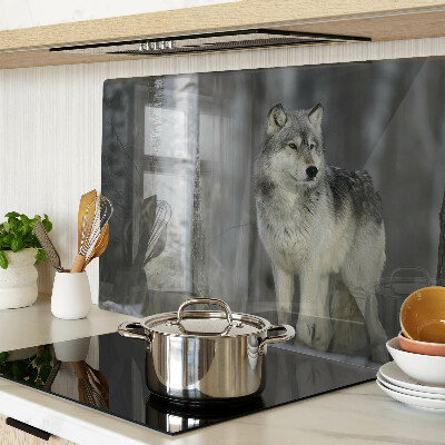 Glas schneidebrett Ein Wolf in einer Waldumgebung