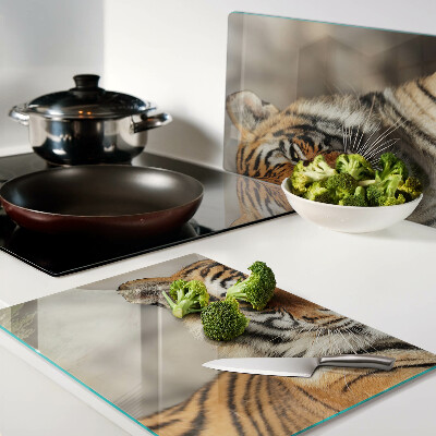 Schneidebrett mit Tiger-Motiv im natürlichen Stil