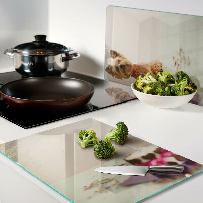 Schneidebrett glas Ein Hund am Tisch mit einem Kuchen