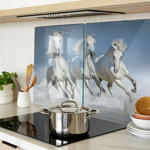 Schneidebrett mit Motiv galoppierender weißer Pferde