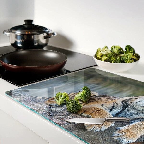 Schneidebrett glas Tiger auf einem Baumstamm