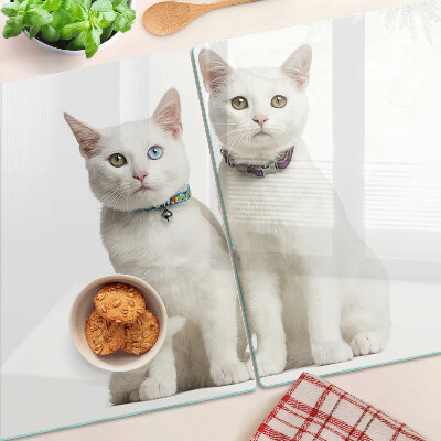 Glas-Schneidebrett mit weißem Katzenmotiv und unterschiedlich gefärbten Augen