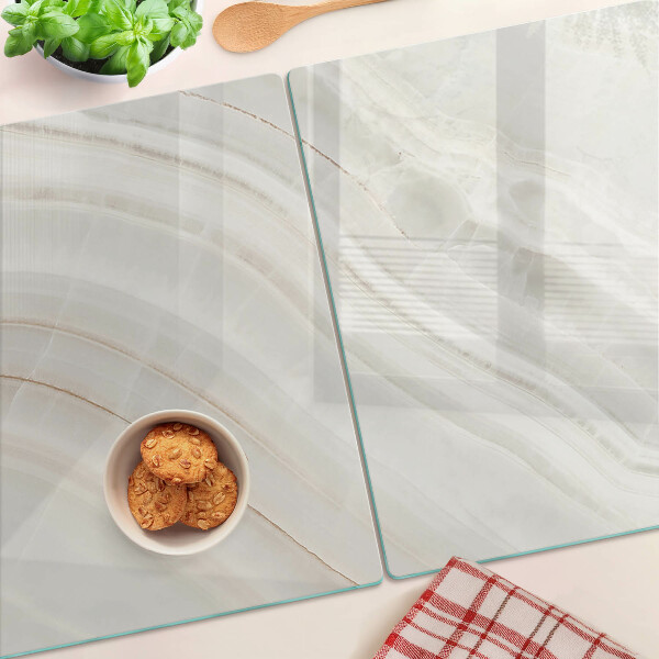 Schneidebrett mit Marmoroptik und goldenen Adern