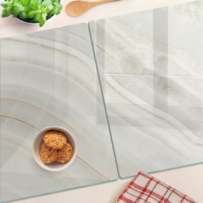 Schneidebrett mit Marmoroptik und goldenen Adern