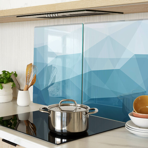 Schneidebrett mit blauem Dreiecksverlauf