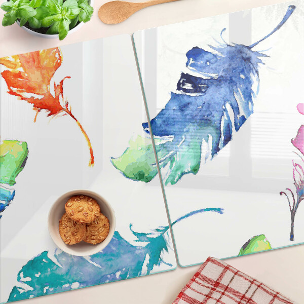 Schneidebrett mit Federn in Aquarelloptik