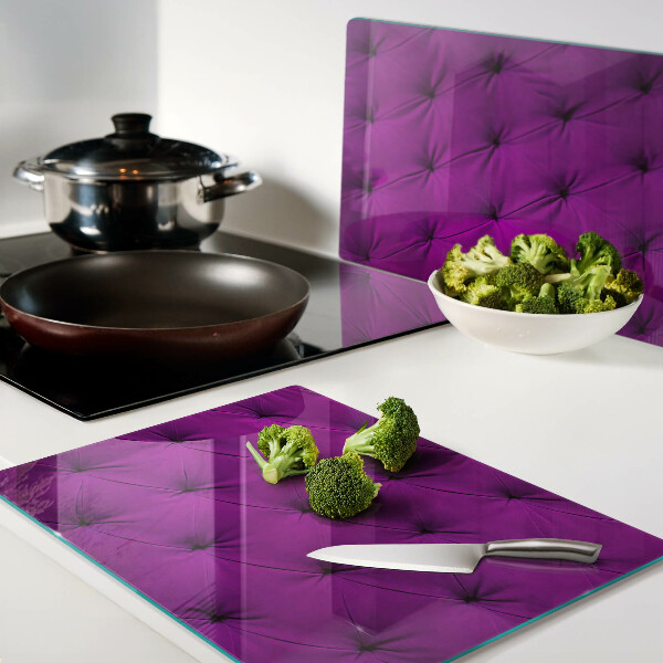 Schneidebrett mit lila Steppung