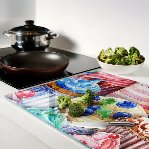 Schneidebrett Cupcakes und buntes Gebäck