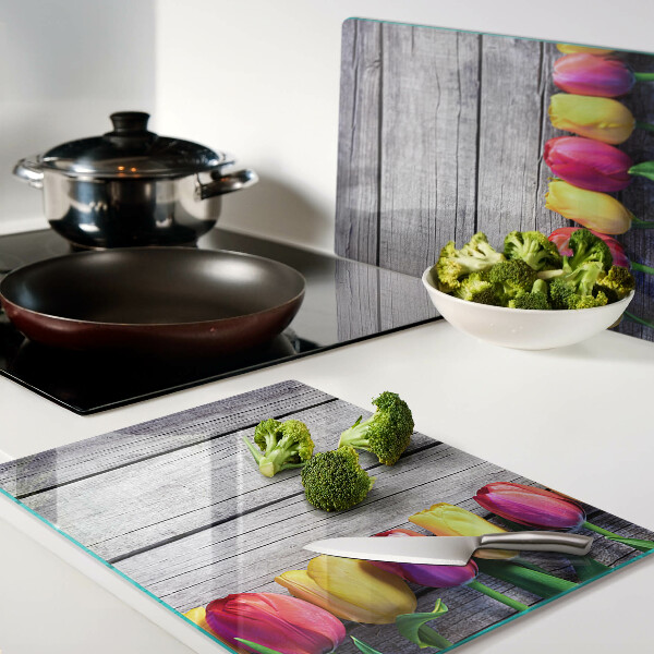 Schneidebrett glas Tulpen auf Holzgrund