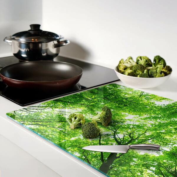 Glas schneidebrett Wälder und grüne Bäume