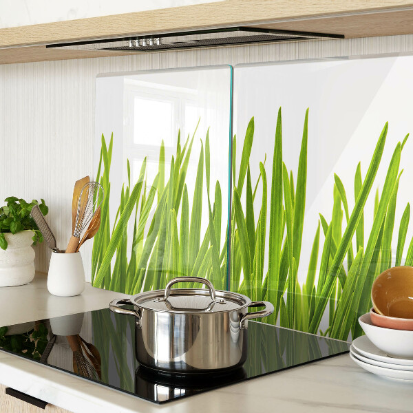 Schneidebrett mit grünem Gras-Motiv