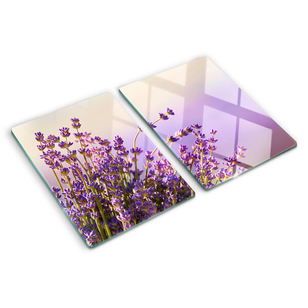 Schneidebrett glas Lavendelblüten im Fenster