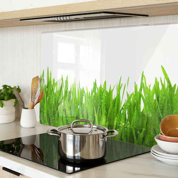 Schneidebrett Grünes Gras mit Wassertropfen