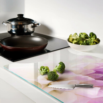 Glas schneidebrett Ein Blumenarrangement in Lilatönen