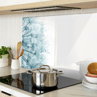 Schneidebrett Löwenzahn mit Wassertropfen