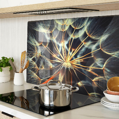 Glas schneidebrett Löwenzahn in der Makrofotografie