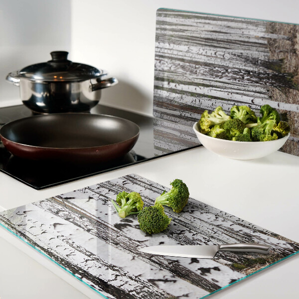 Schneidebrett mit weißer Birkenstamm-Optik