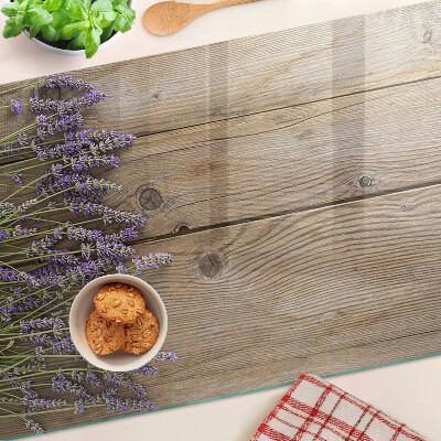 Schneidebrett Lavendel auf Holzgrund