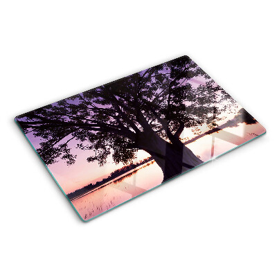 Schneidebrett Baum bei Sonnenuntergang