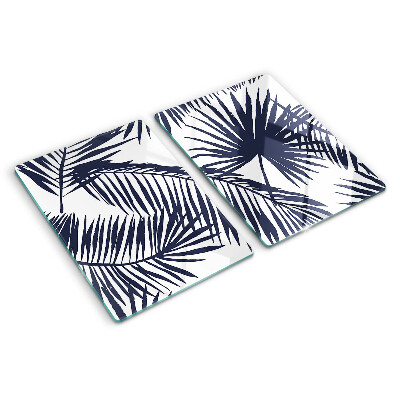 Glas Schneidebrett mit Palmenblättern auf weißem Hintergrund