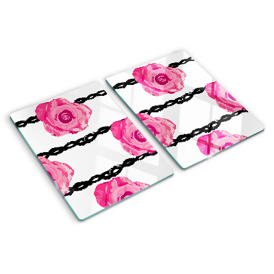 Schneidebrett glas Rosen auf schwarzem Hintergrund