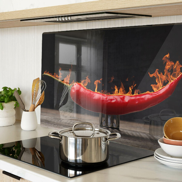 Schneidebrett mit Motiv aus Feuer und Chilischote