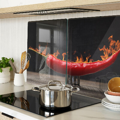 Schneidebrett Feuer und Chilischote