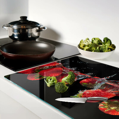 Schneidebrett mit Motiv von Erdbeeren in Wasser