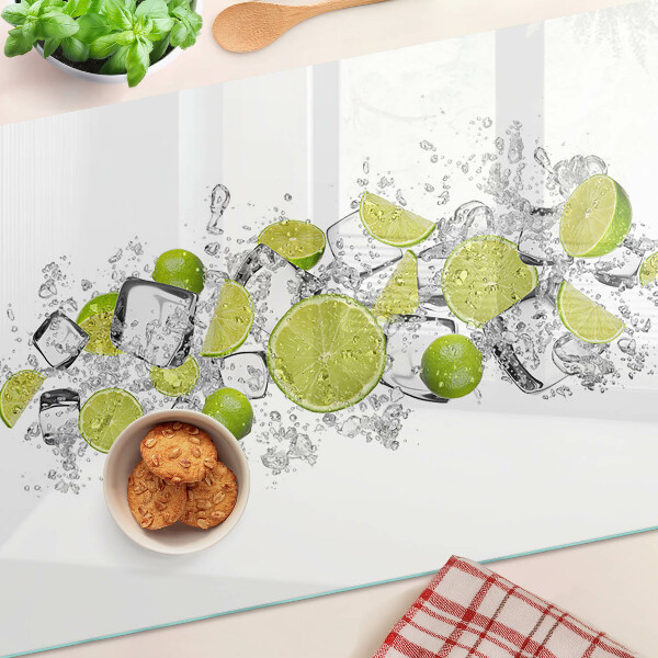 Schneidebrett Zitronen und Eis