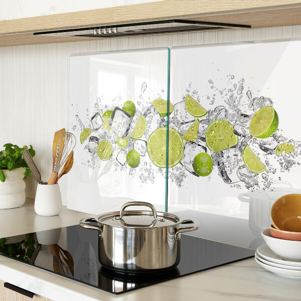 Schneidebrett Zitronen und Eis