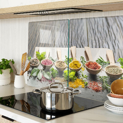 Glas schneidebrett Gewürze und Kräuter