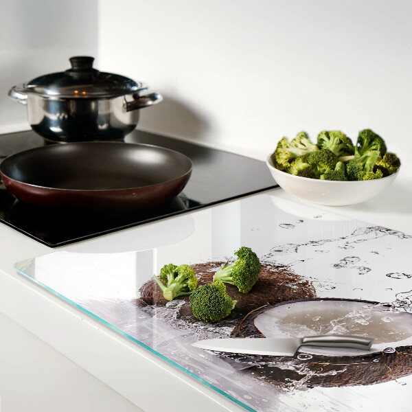 Schneidebrett glas Kokosnuss im Wasser