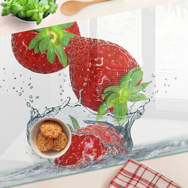 Glas Schneidebrett mit Motiv von Erdbeeren im Wasser