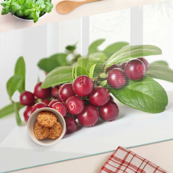 Schneidebrett Glas mit Preiselbeeren und Blättern bedruckt
