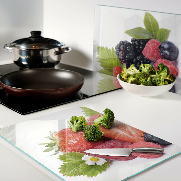 Schneidebrett Waldfrüchte