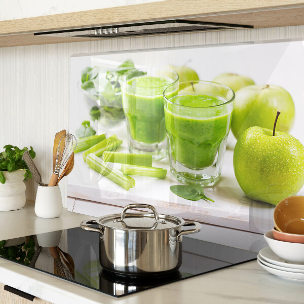 Schneidebrett Glas mit grünem Smoothie-Motiv und frischen Zutaten
