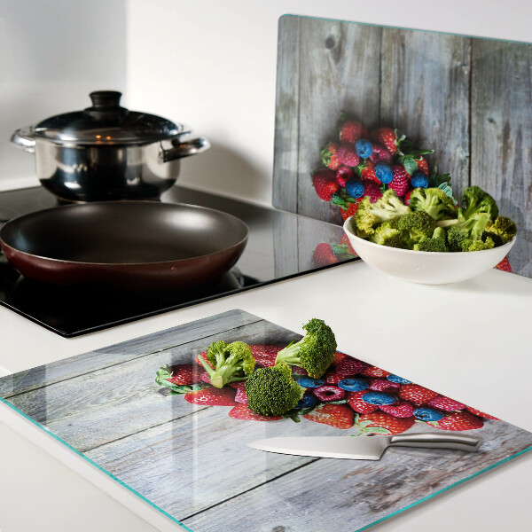 Glas-Schneidebrett mit Motiv „Herz der Waldfrüchte“