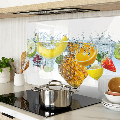 Schneidebrett mit Motiv von Früchten im Wasser