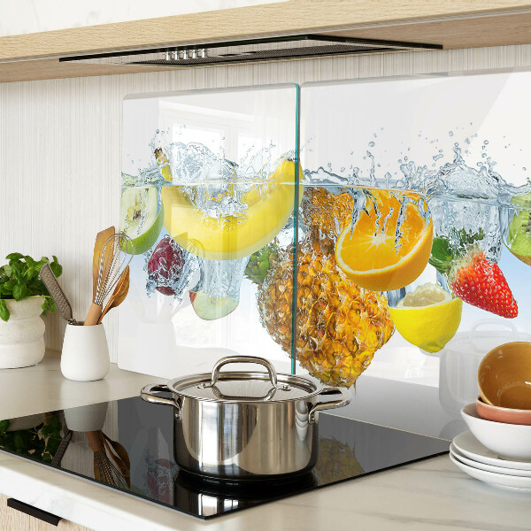 Schneidebrett mit Motiv von Früchten im Wasser