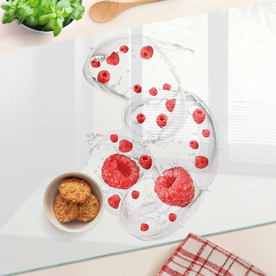 Schneidebrett Himbeerblasen in Wasser