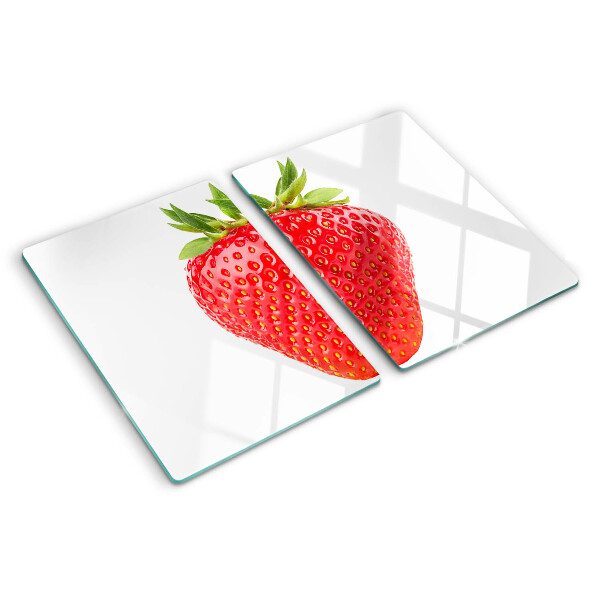 Glas-Schneidebrett mit Motiv aus Erdbeeren auf weißem Hintergrund